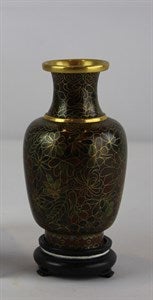 Image description is not available for DU1987.211a-b